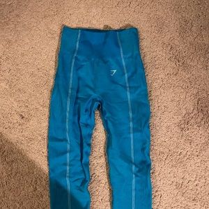 Gym shark leggings